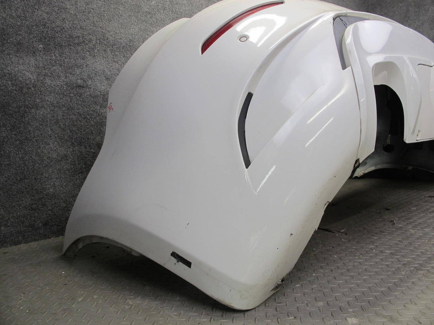 2010-2014 BMW E71 X6M Rear Bumper Cover w PDC Sensors Alpinweiss 3