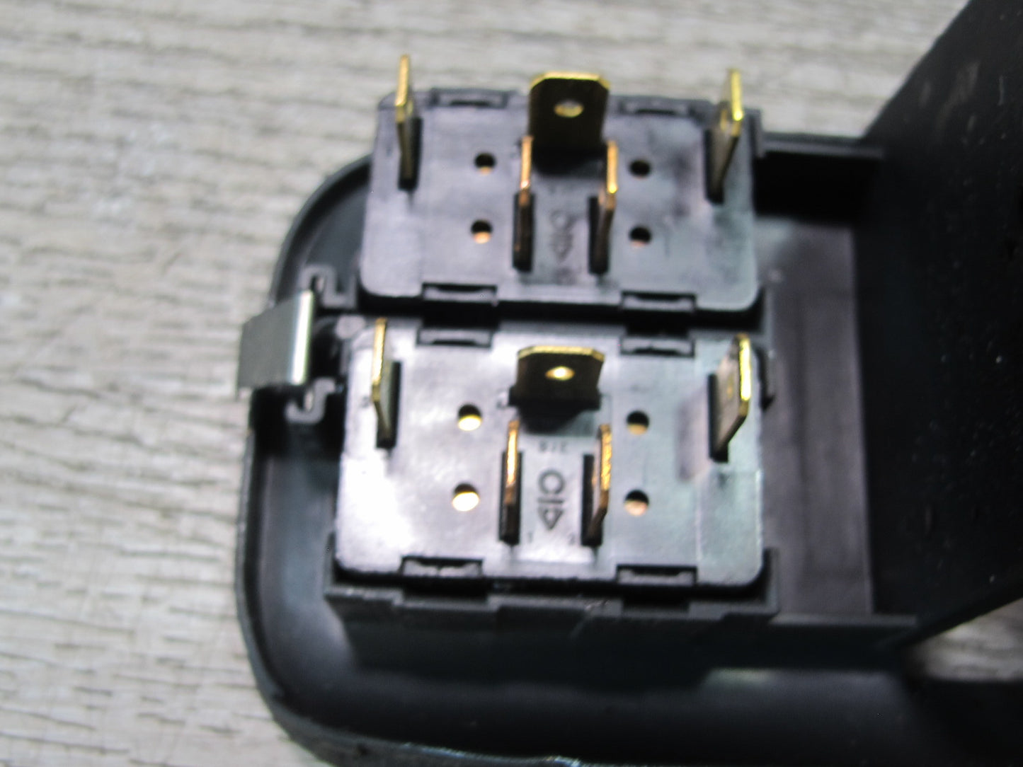 2000-2005 Porsche 911 Carrera 996 Center Console Master Window Switch