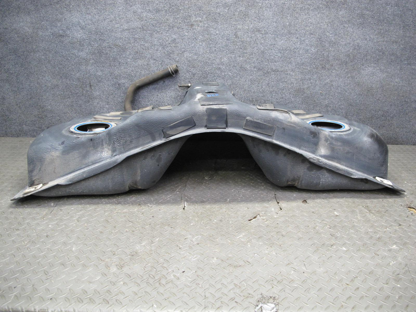 07-09 Nissan 350Z Z33 Convert Fuel Gas Tank Reservoir w Fuel Filler Neck 51K OEM