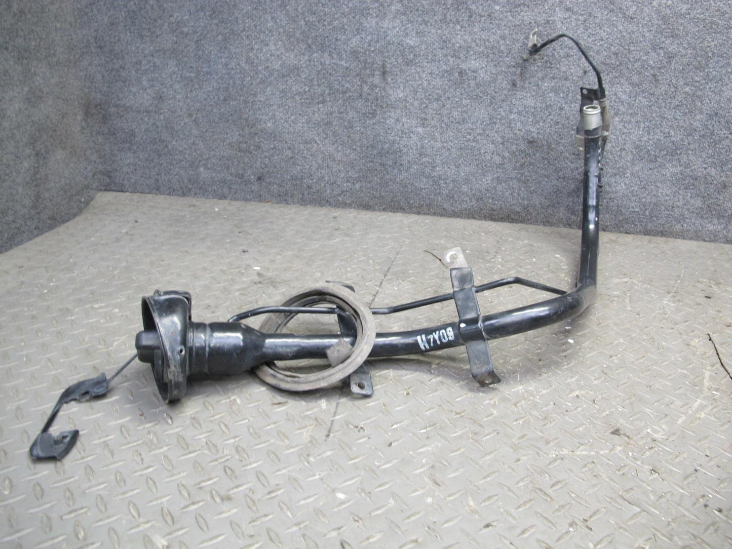 07-09 Nissan 350Z Z33 Convert Fuel Gas Tank Reservoir w Fuel Filler Neck 51K OEM