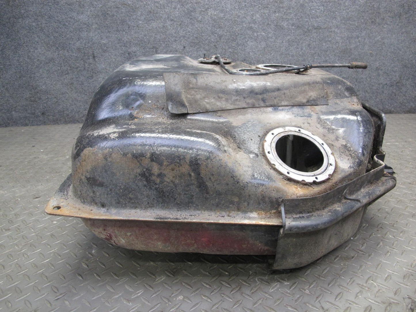 86-92 Toyota Supra MK3 MA70L Gas Fuel Tank Unit OEM