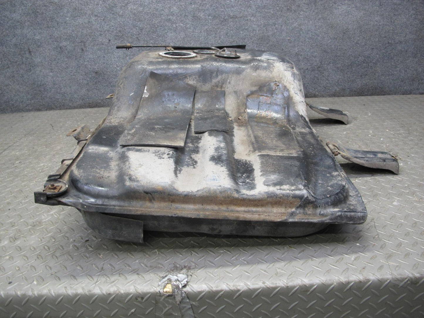 86-92 Toyota Supra MK3 MA70L Gas Fuel Tank Unit OEM