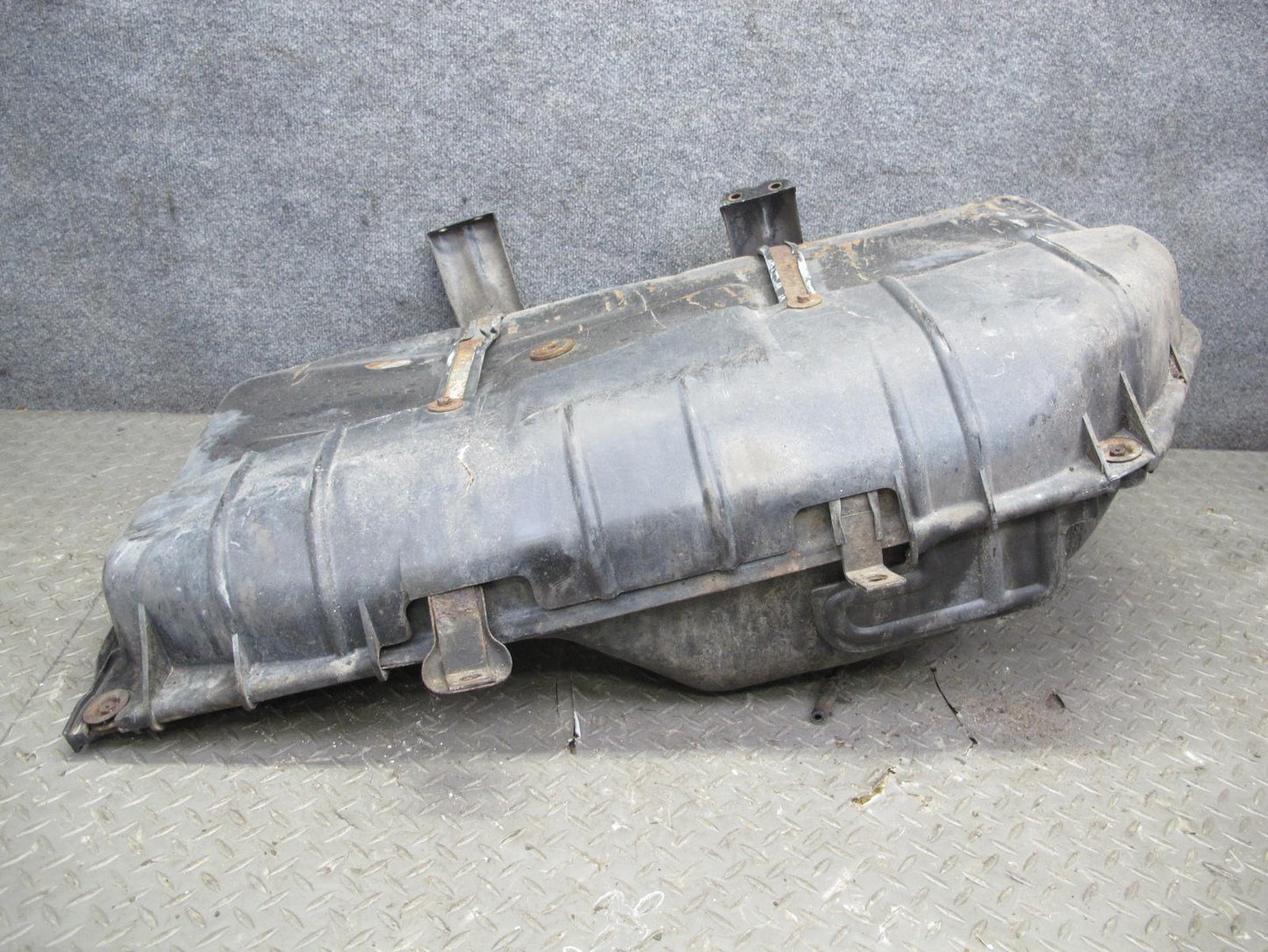 86-92 Toyota Supra MK3 MA70L Gas Fuel Tank Unit OEM