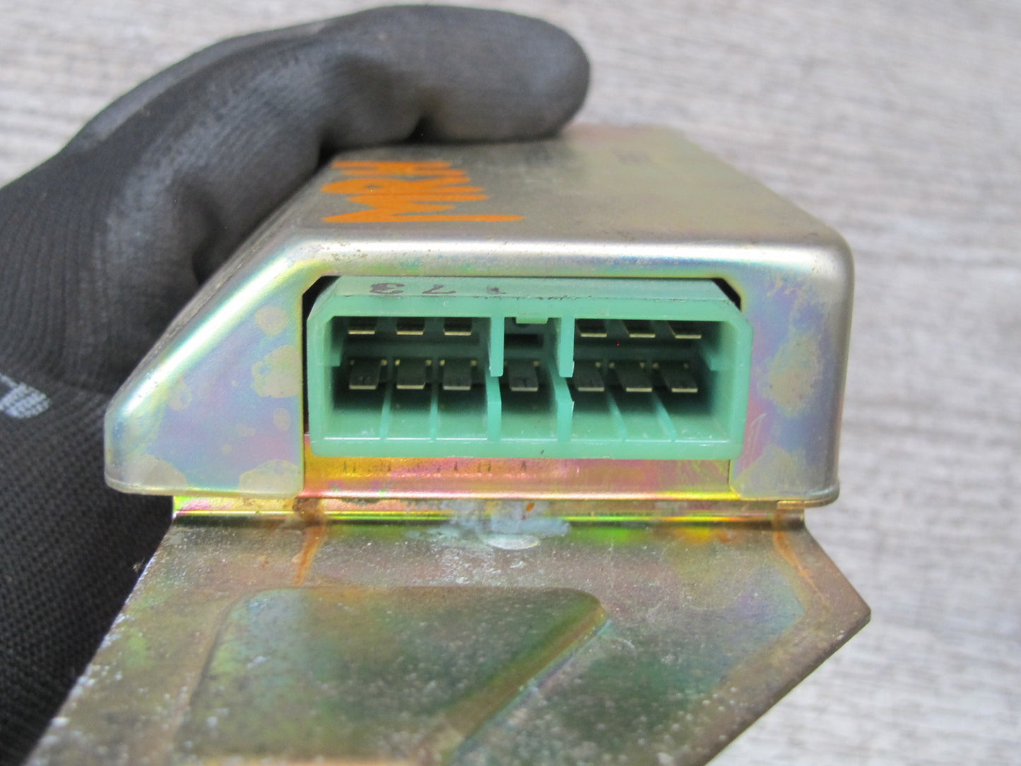 86-91 Mazda RX7 FC3S Multifunction Controle Module Relay X4T3 OEM