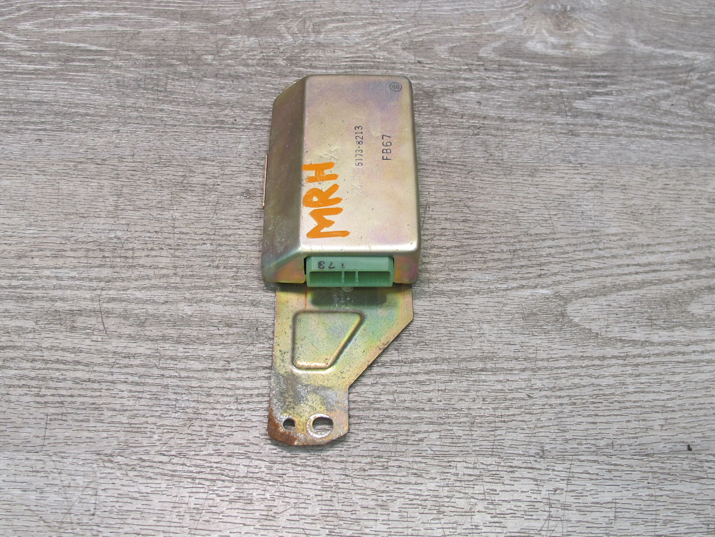 86-91 Mazda RX7 FC3S Multifunction Controle Module Relay X4T3 OEM
