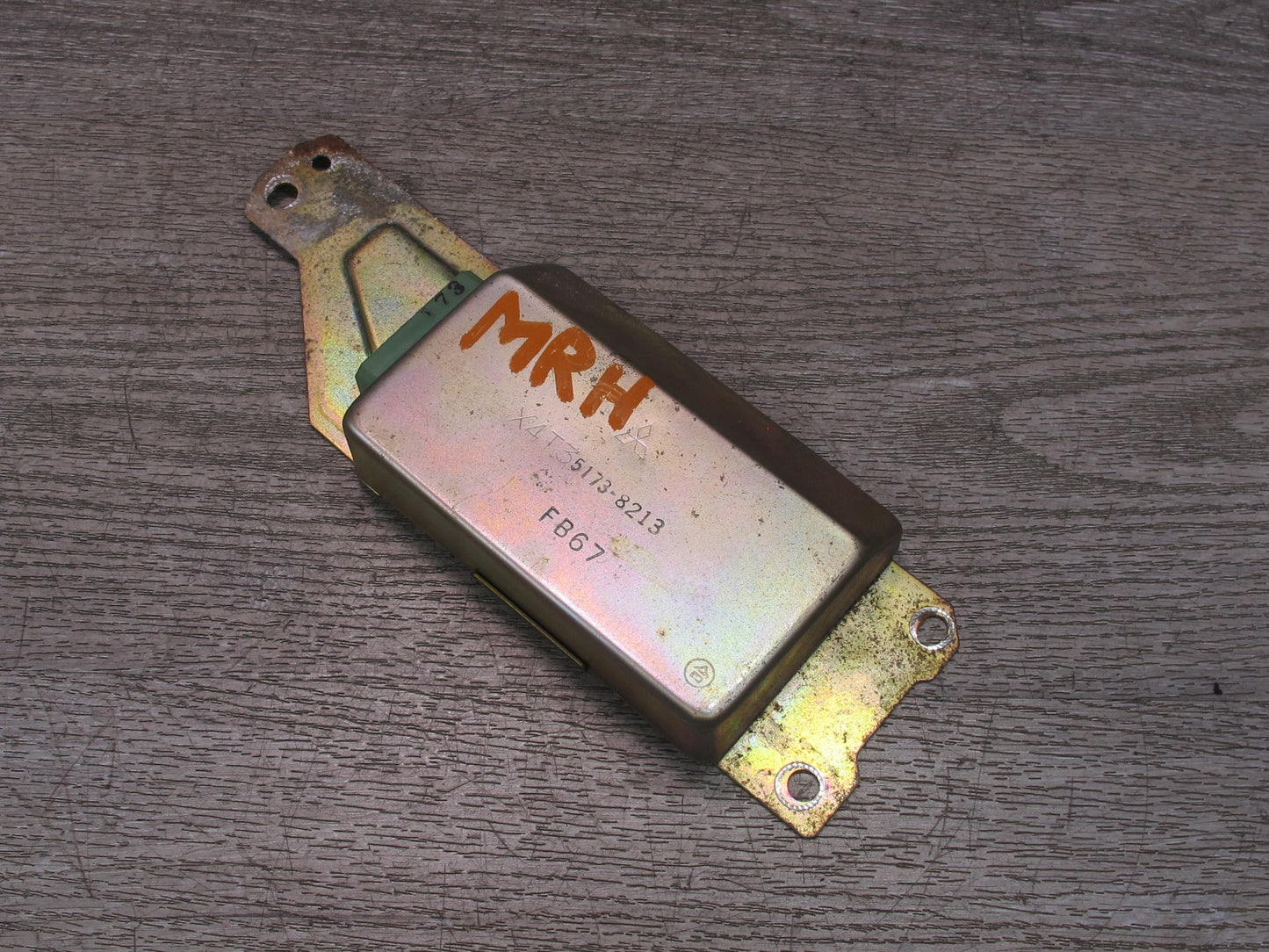 86-91 Mazda RX7 FC3S Multifunction Controle Module Relay X4T3 OEM