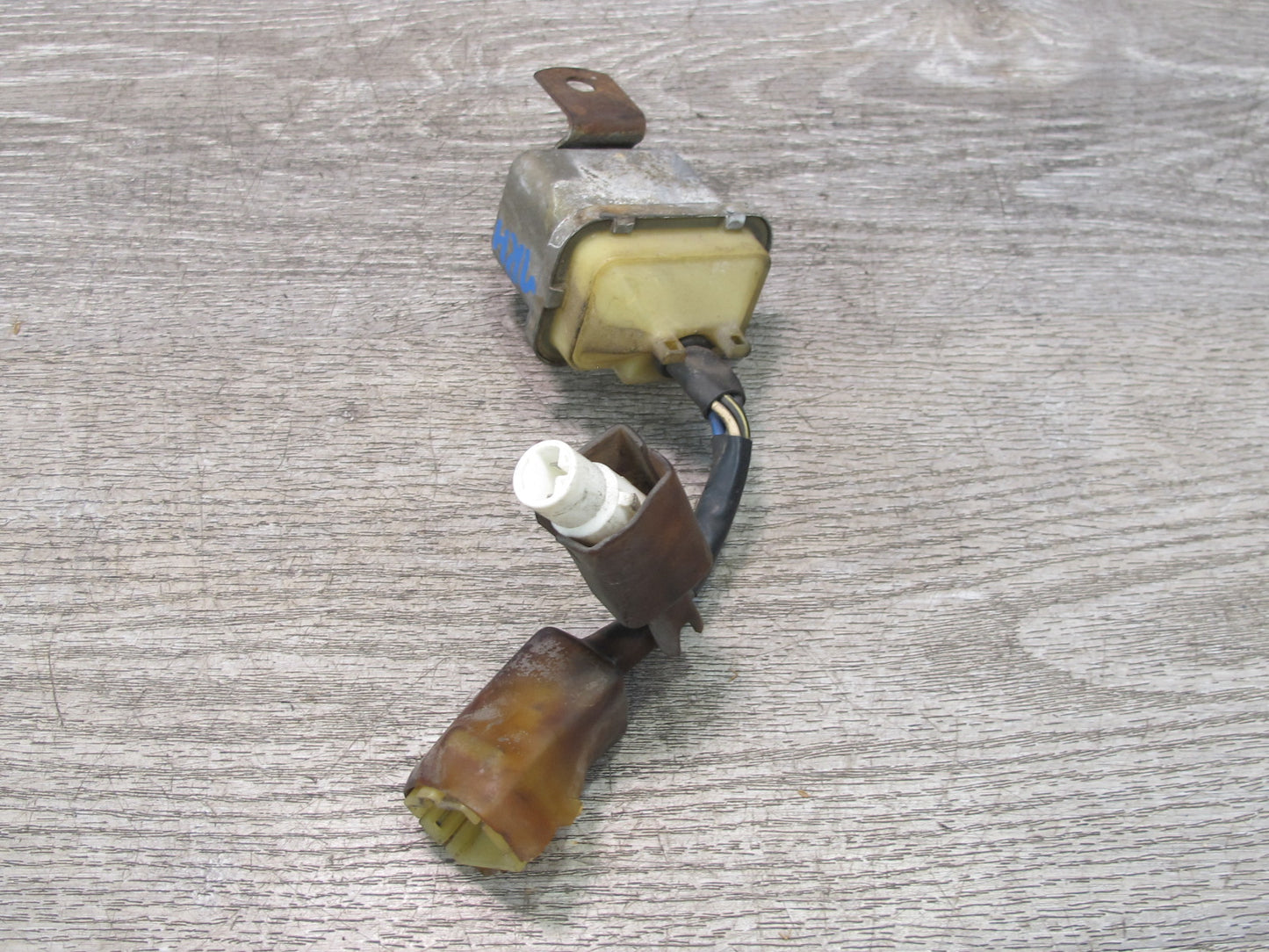 86-88 Mazda RX7 FC3S NON Turbo Fuel Pump Relay Module 061000-0970 OEM