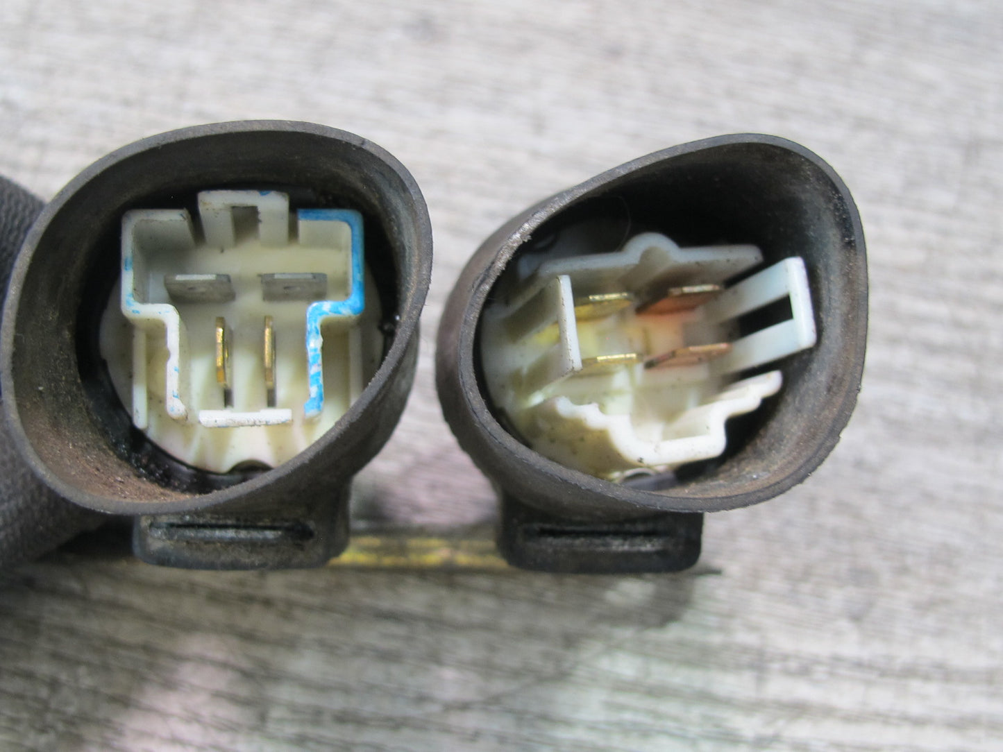 86-88 Mazda RX7 FC3S Heater Fan Relay Set w Bracket OEM
