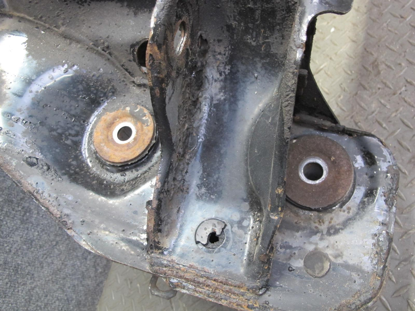 86-89 Toyota Supra MK3 MA70L Front Engine Subframe Crossmember Carrier w Bar OEM