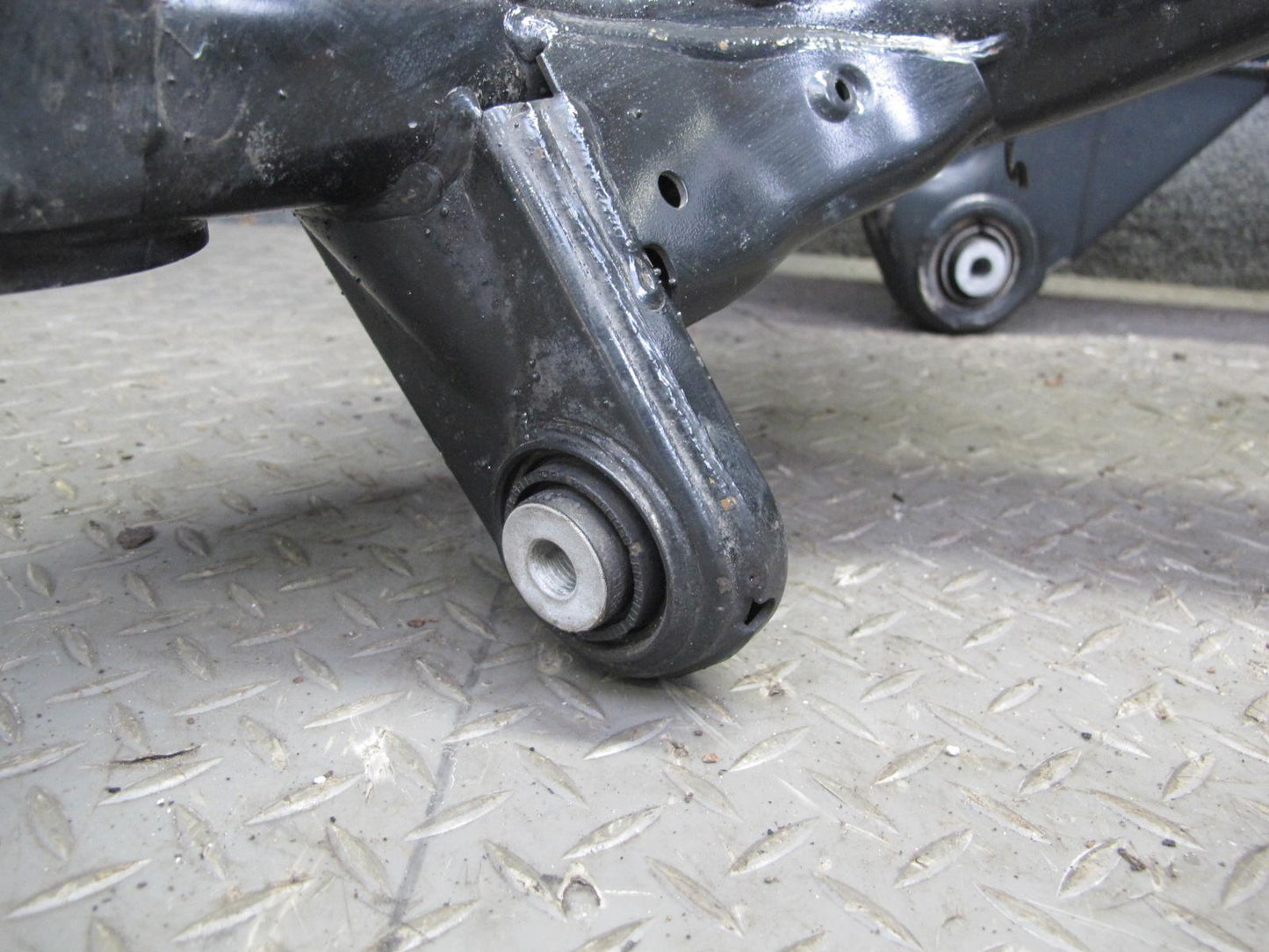 2008-2013 BMW E90 E92 E93 M3 Rear Axle Carrier Sub Frame Crossmember Cradle