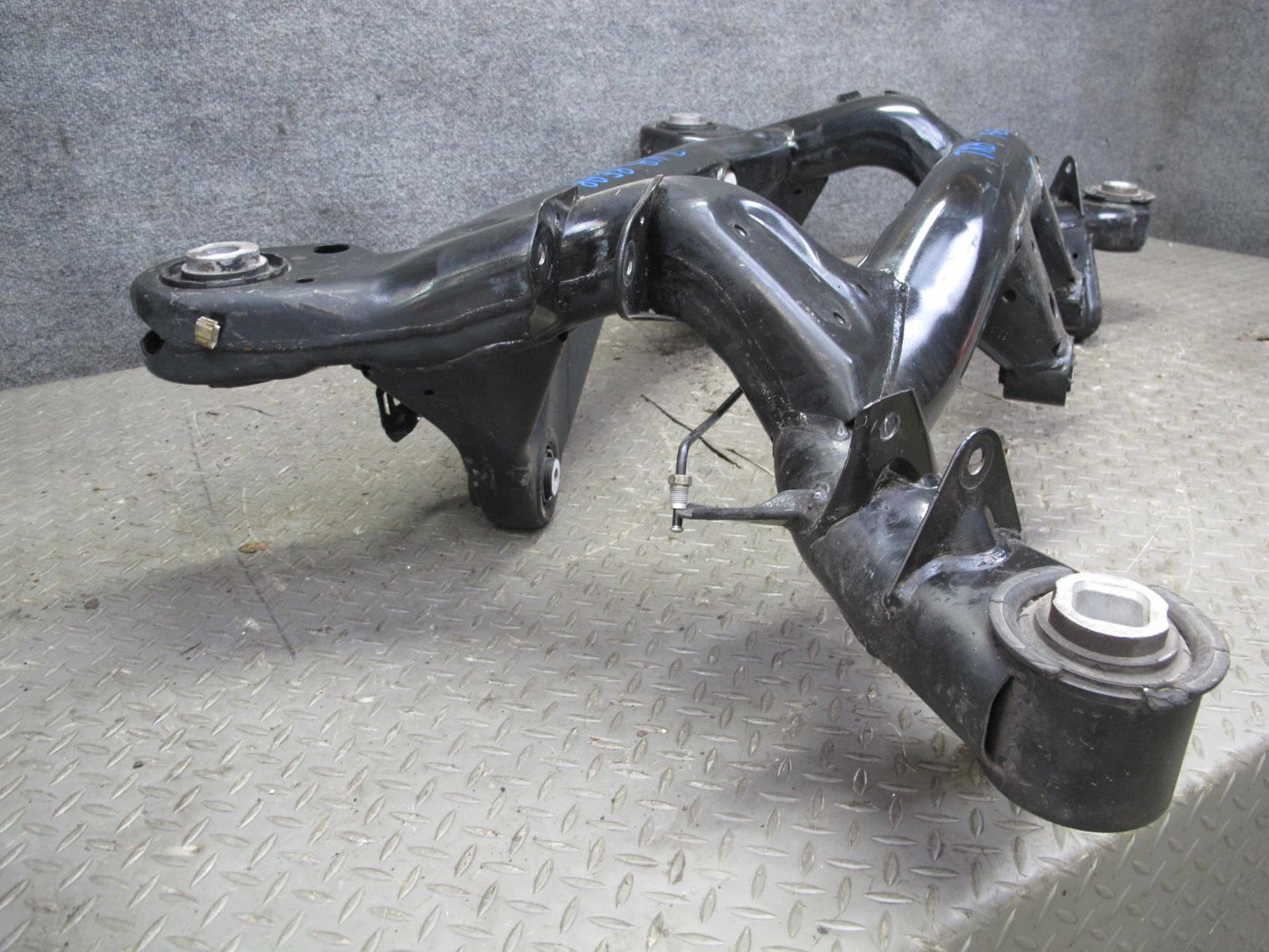2008-2013 BMW E90 E92 E93 M3 Rear Axle Carrier Sub Frame Crossmember Cradle