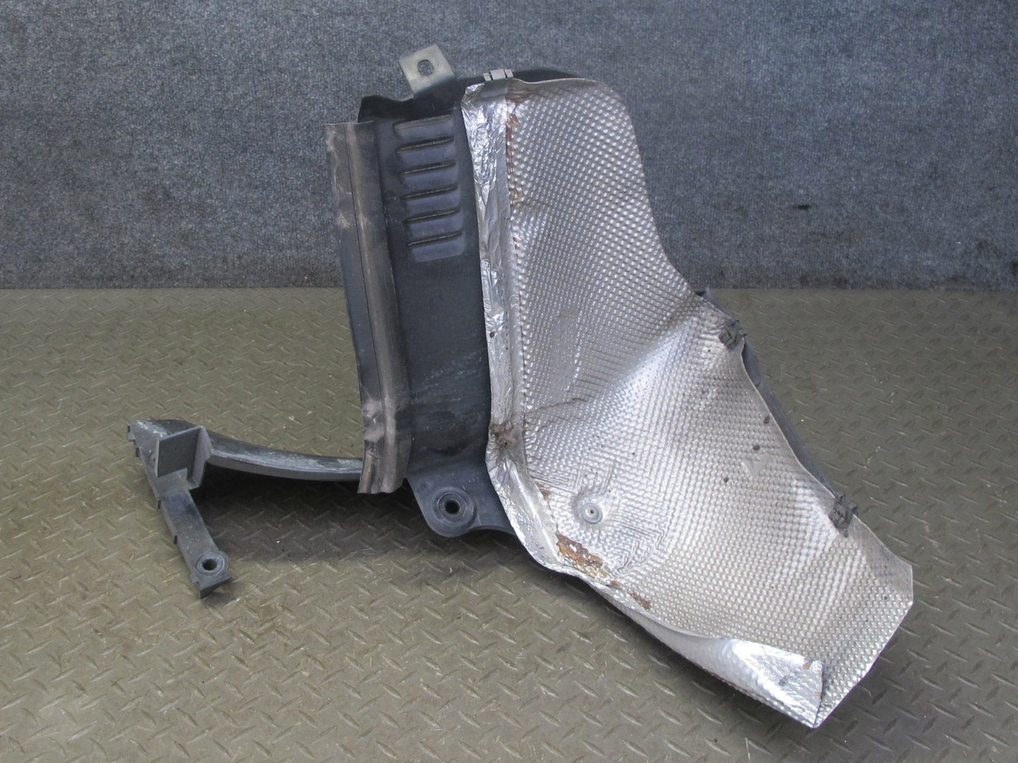 1997-2004 Porsche Boxster 986 Rear Left Right Liner Wheel Arch Splash Shield Set