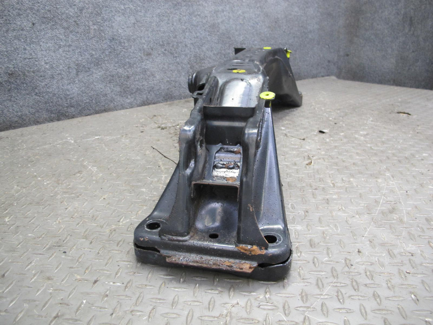 98-05 Lexus JZS160L GS400 GS430 GS300 Front Suspension Crossmember Carrier OEM