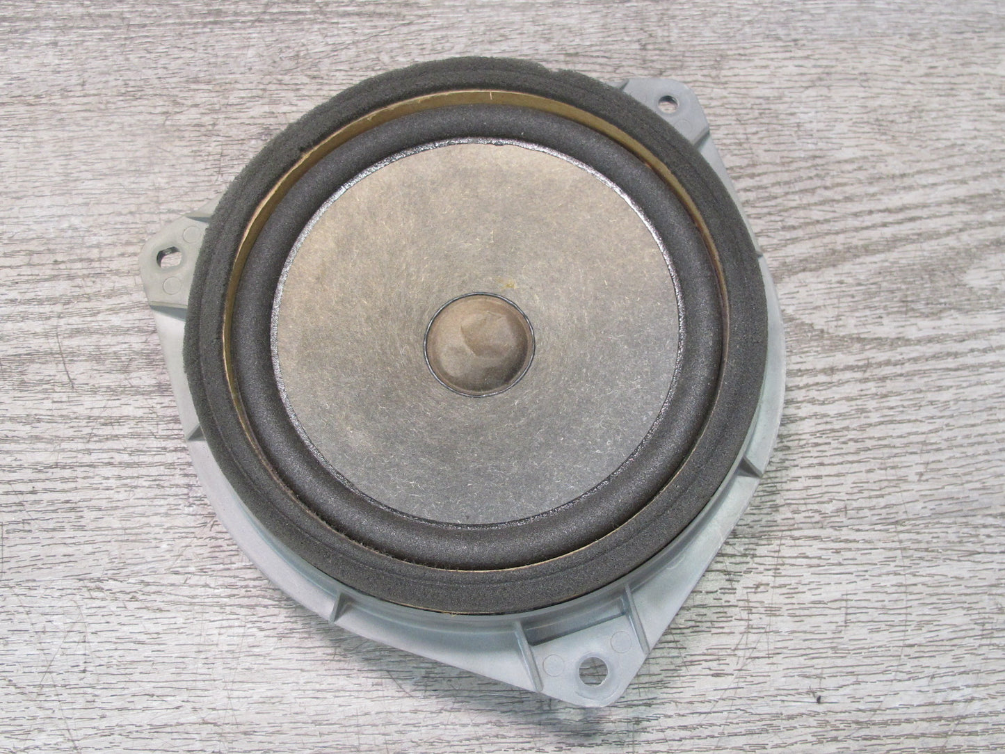 00-05 Toyota MR2 Spyder Set of 2 Left & Right Door Speaker 86160-22860 OEM