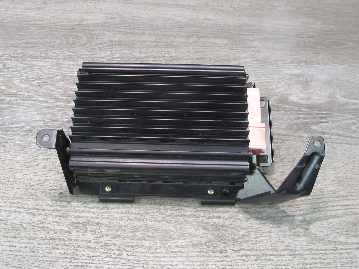 2002-2005 Porsche 911 996 Boxster Audio System Radio Amplifier AMP 99664525501