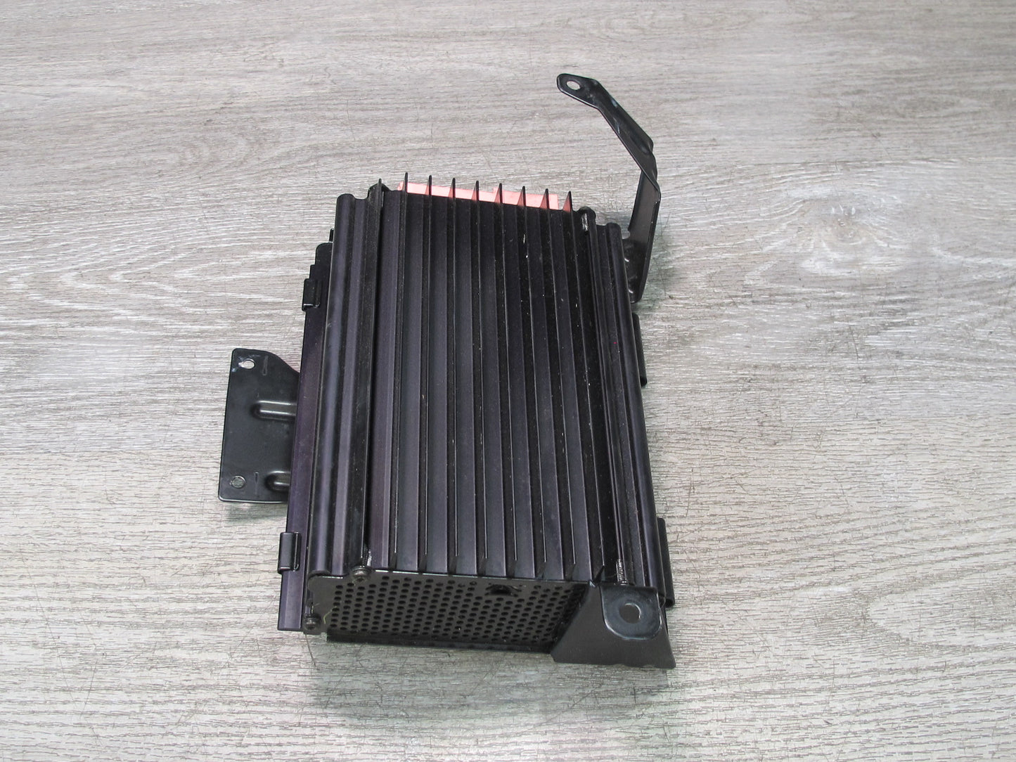 2002-2005 Porsche 911 996 Boxster Audio System Radio Amplifier AMP 99664525501