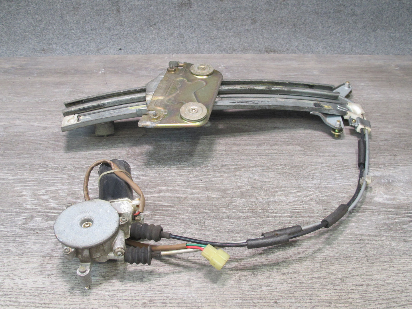 88-90 Mazda RX7 FC3S Convertible Right Door Power Window Regulator w Motor OEM