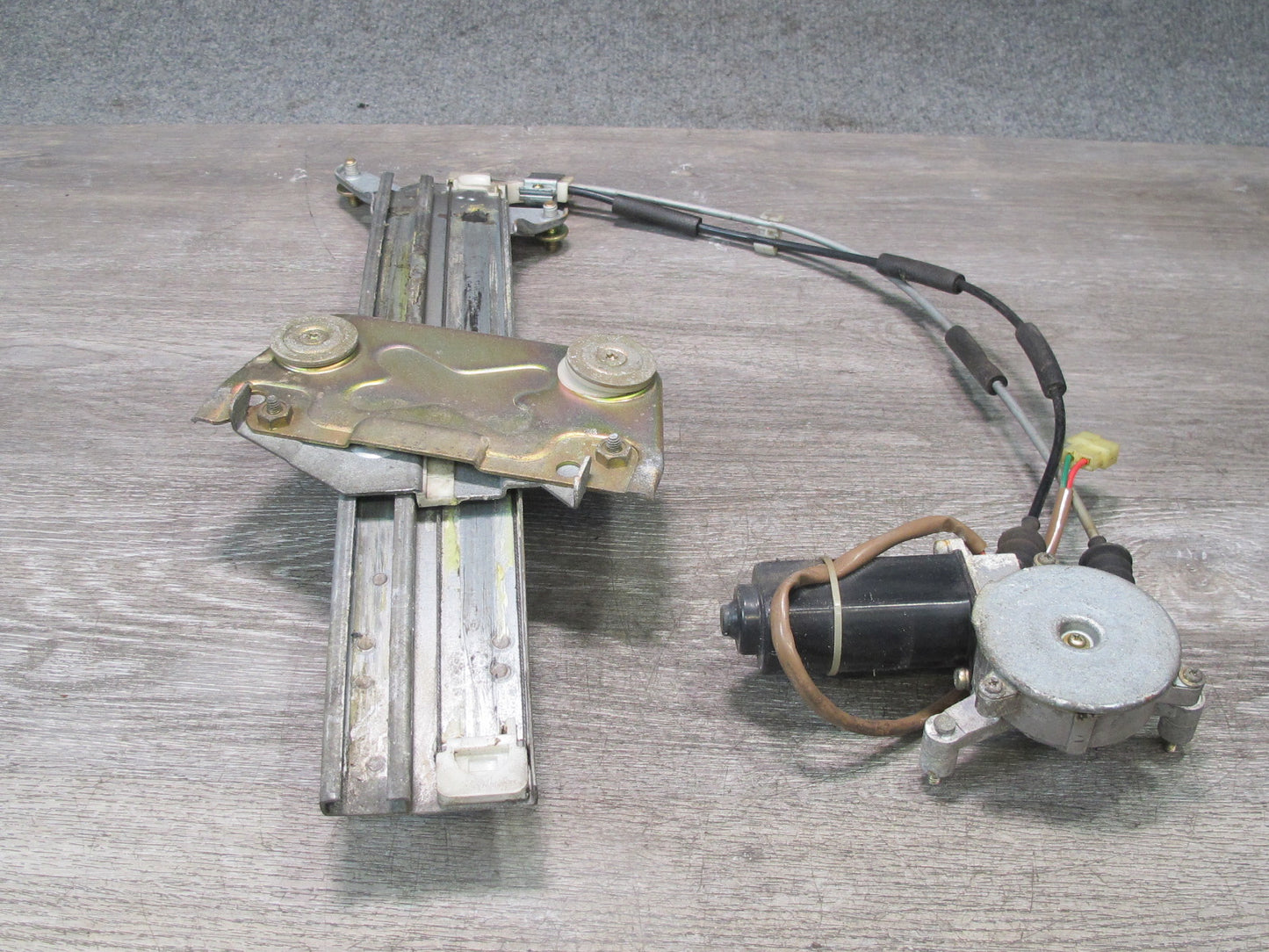 88-90 Mazda RX7 FC3S Convertible Right Door Power Window Regulator w Motor OEM