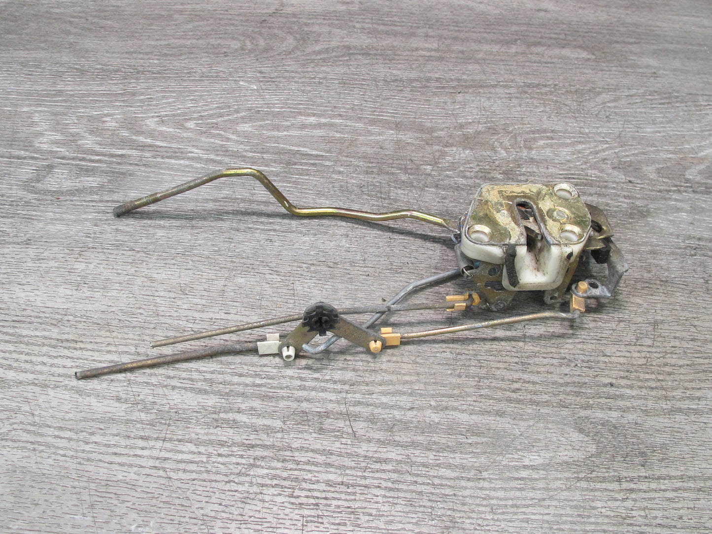 88-91 Mazda RX7 Convertible Right Passenger Door Lock Latch Actuator OEM