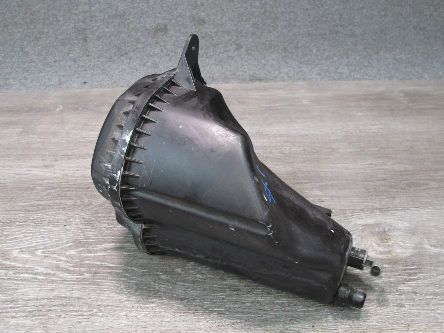 2008-2014 BMW E71 E72 X6 Power Steering Fluid Reservoir Bottle Tank 8621092