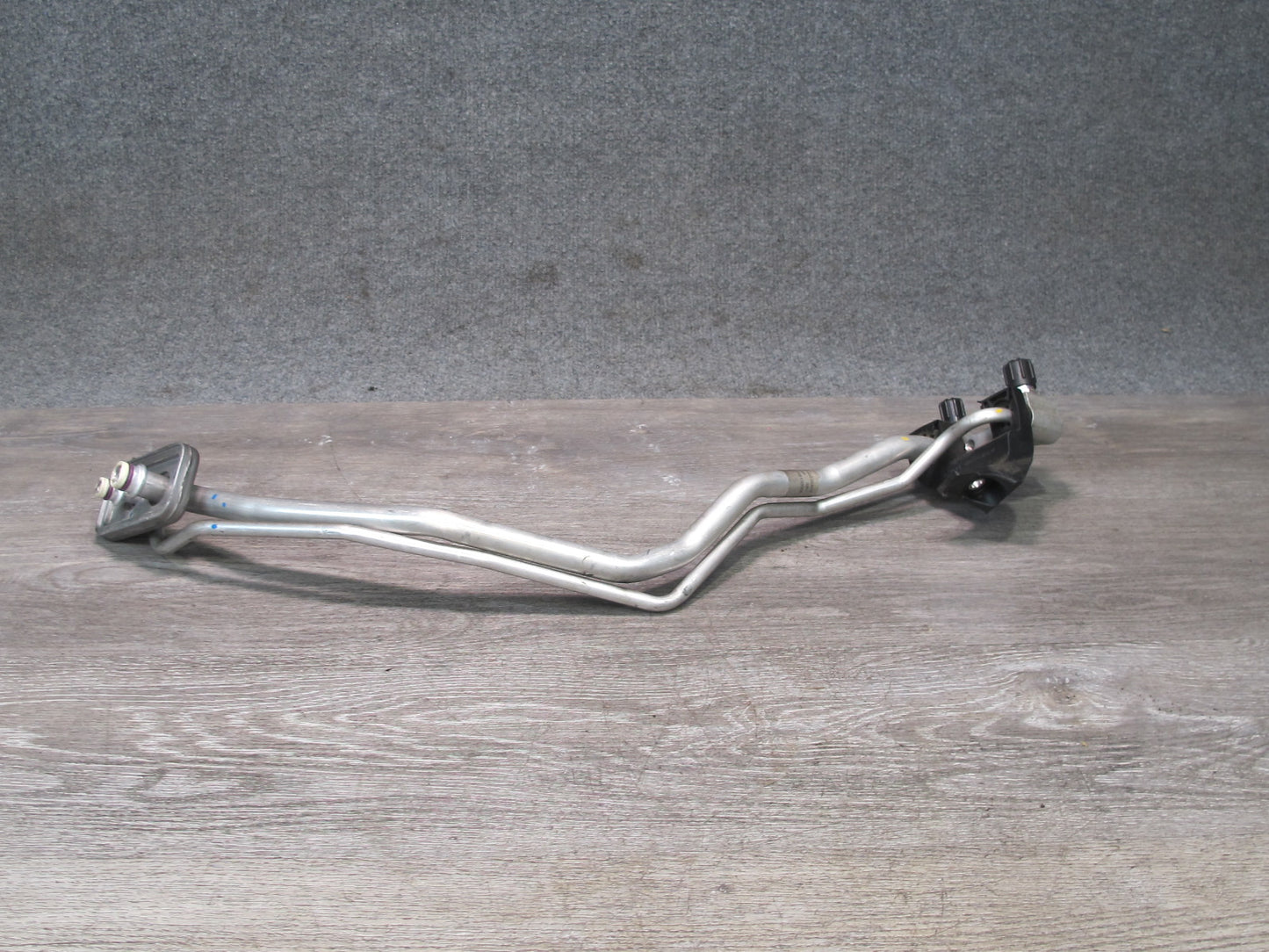 2008-2014 BMW E71 E72 X6 X6M 4.4L A/C Air Condition Hose Pipe Line 9187635