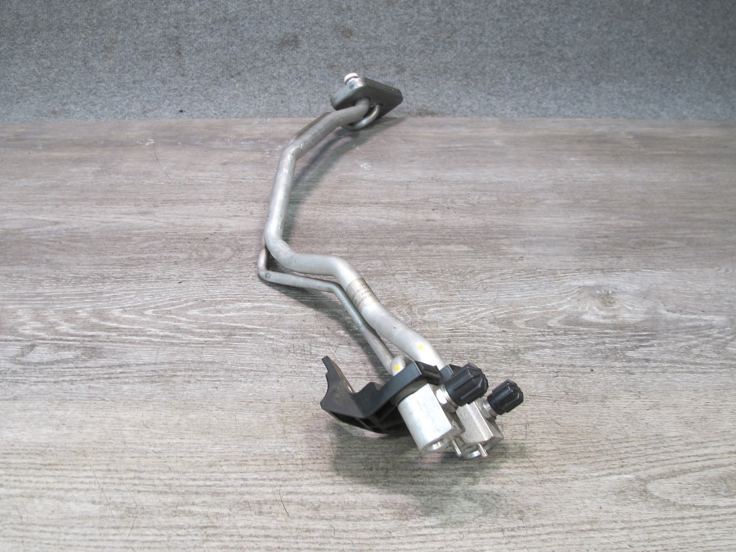 2008-2014 BMW E71 E72 X6 X6M 4.4L A/C Air Condition Hose Pipe Line 9187635