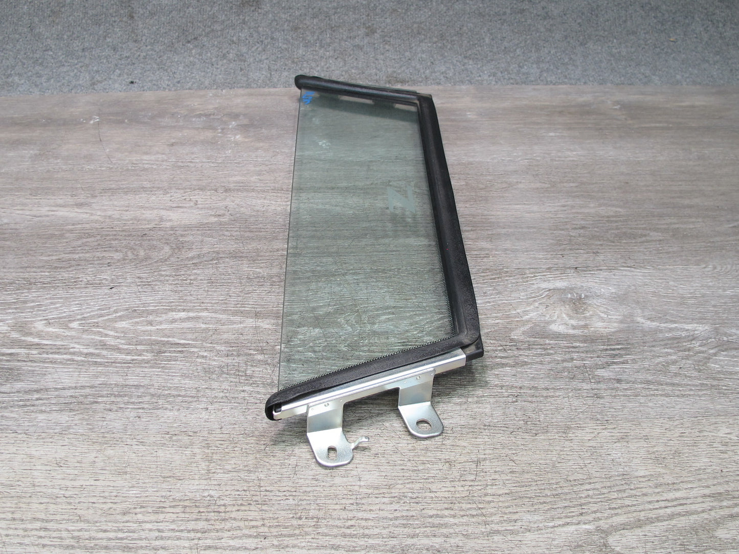 04-09 Nissan 350Z Z33 Convertible Rear Wind Screen Deflector Glass OEM