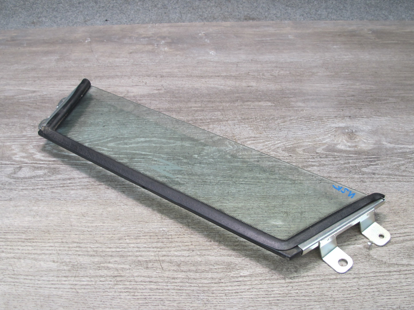 04-09 Nissan 350Z Z33 Convertible Rear Wind Screen Deflector Glass OEM
