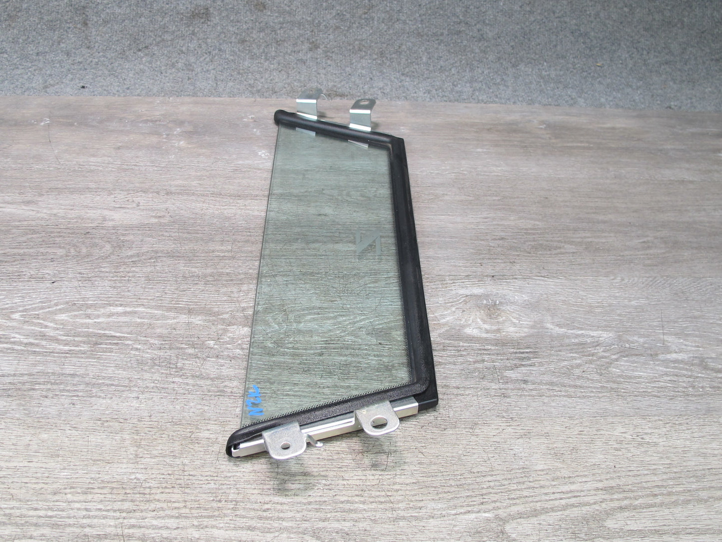 04-09 Nissan 350Z Z33 Convertible Rear Wind Screen Deflector Glass OEM