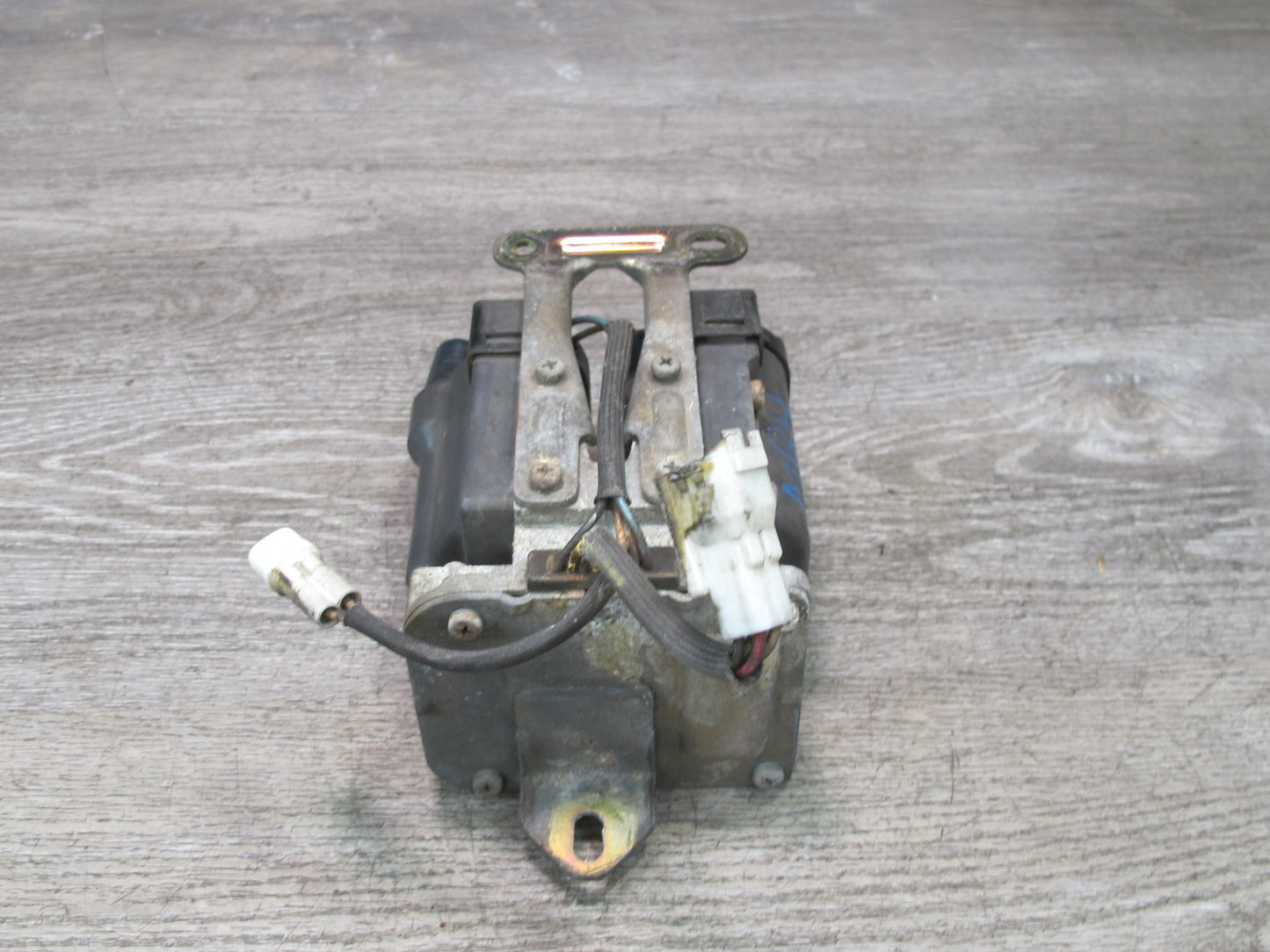 86-91 Mazda RX7 FC3S Trail Ignition Coil w Igniter N326 18 100B OEM