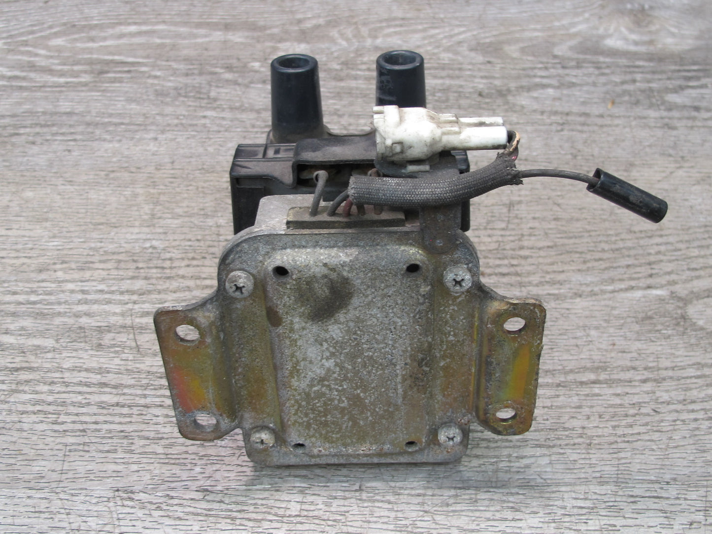 86-91 Mazda RX7 FC3S Leading Ignition Coil w Igniter N327 18 100 OEM