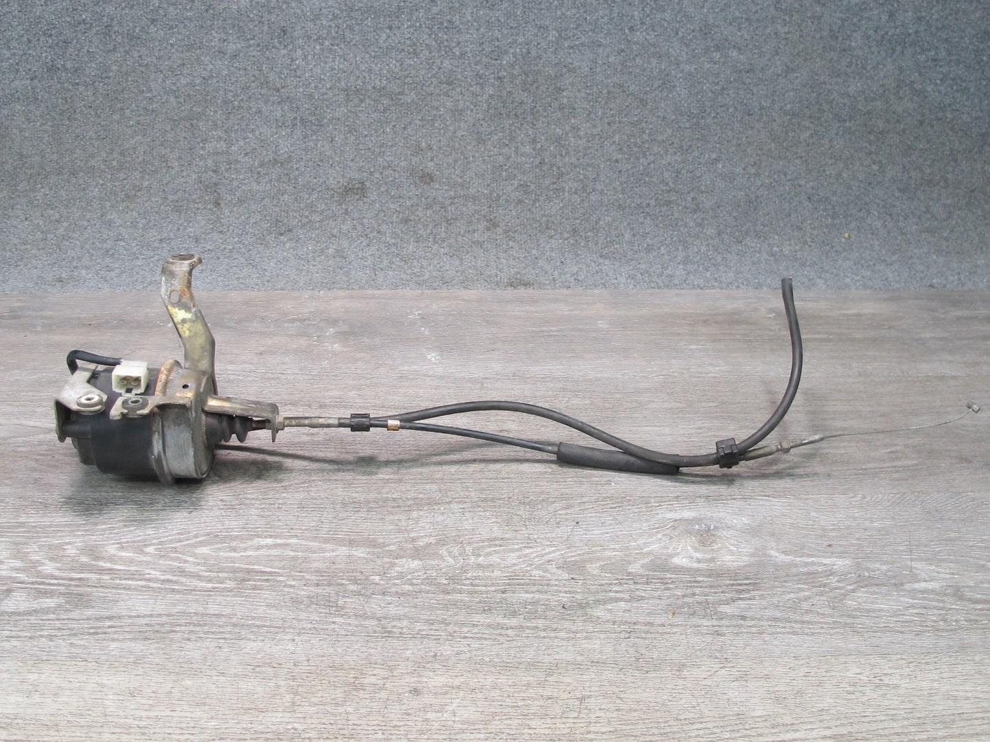 86-91 Mazda FC3S RX7 Cruise Control Servo Actuator Motor OEM