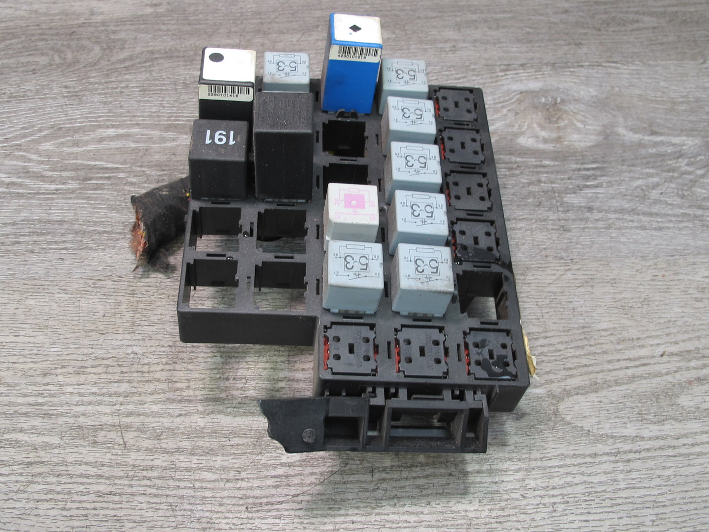 2000-2004 Porsche 911 996 Boxster Junction Fuse Relay Box Module Unit