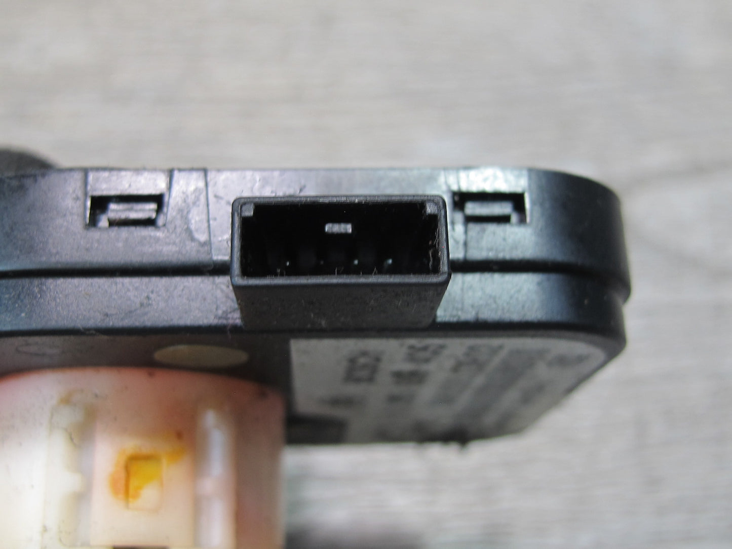 1999-2002 Porsche 911 Carrera 996 Steering Wheel Angle Sensor 99660610902