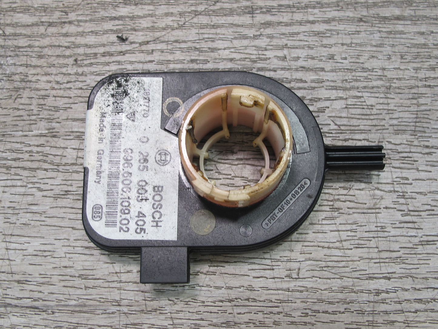 1999-2002 Porsche 911 Carrera 996 Steering Wheel Angle Sensor 99660610902