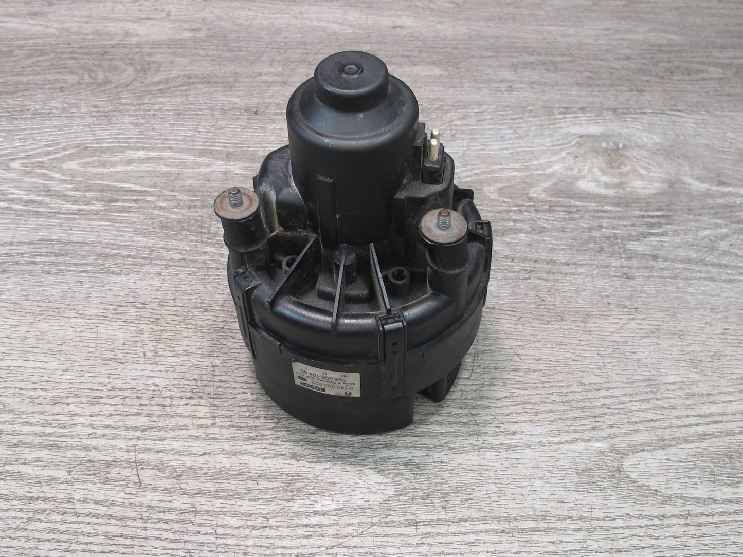 1997-2004 Porsche 911 Carrera 996 Engine Secondary Air Injection Cooling Pump