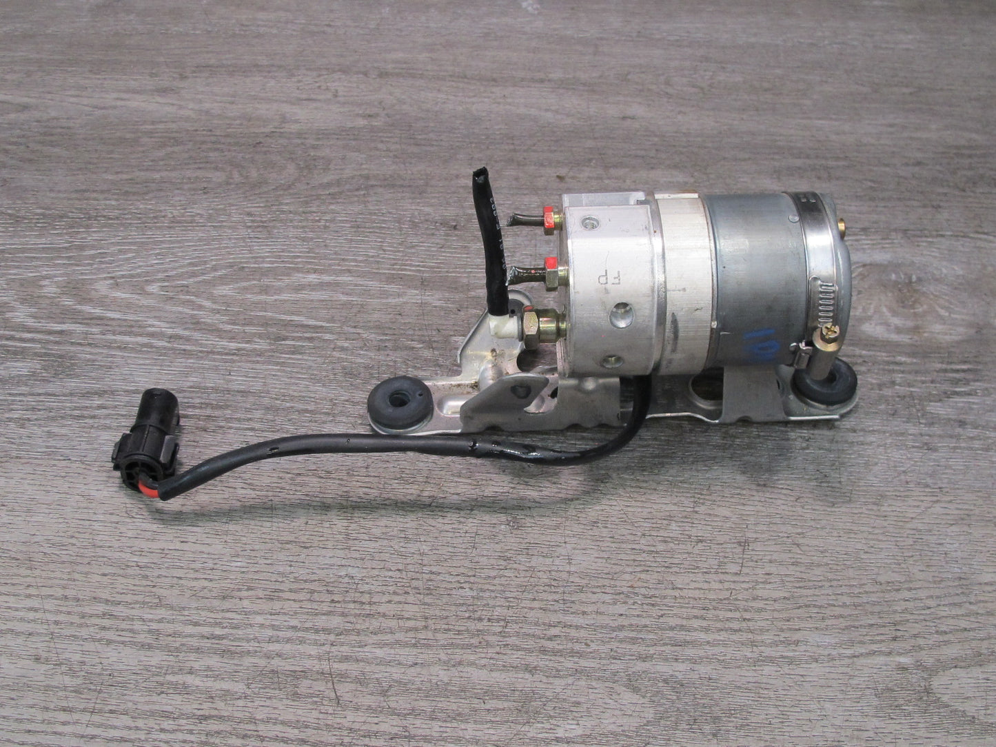 2002-2004 Porsche 911 996 Anti Lock Brake ABS PRE Charge Pump