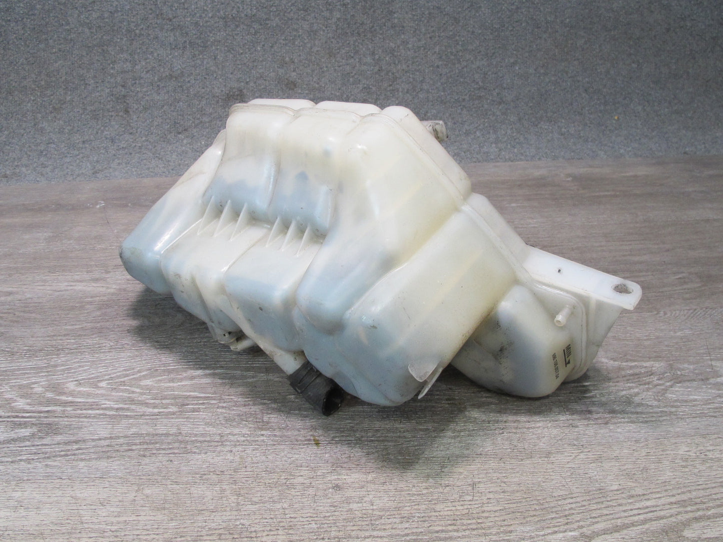1999-2005 Porsche 911 996 Engine Coolant Expansion Overflow Reservoir Tank