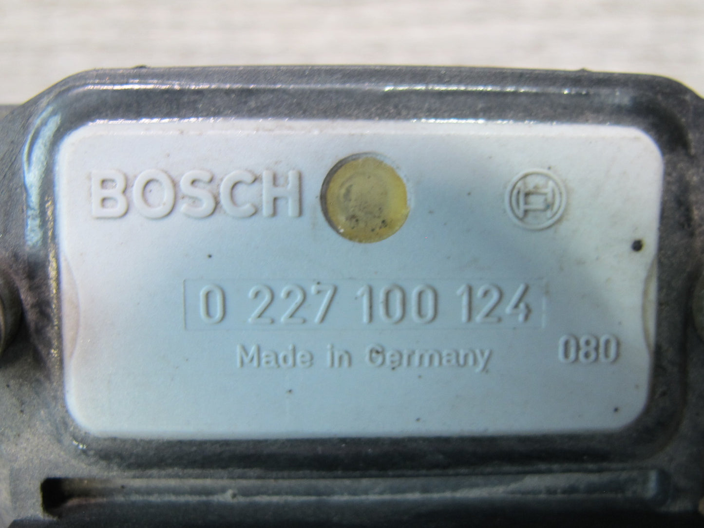 1984-1986 Porsche 928 S Engine Ignition Control Module Assembly