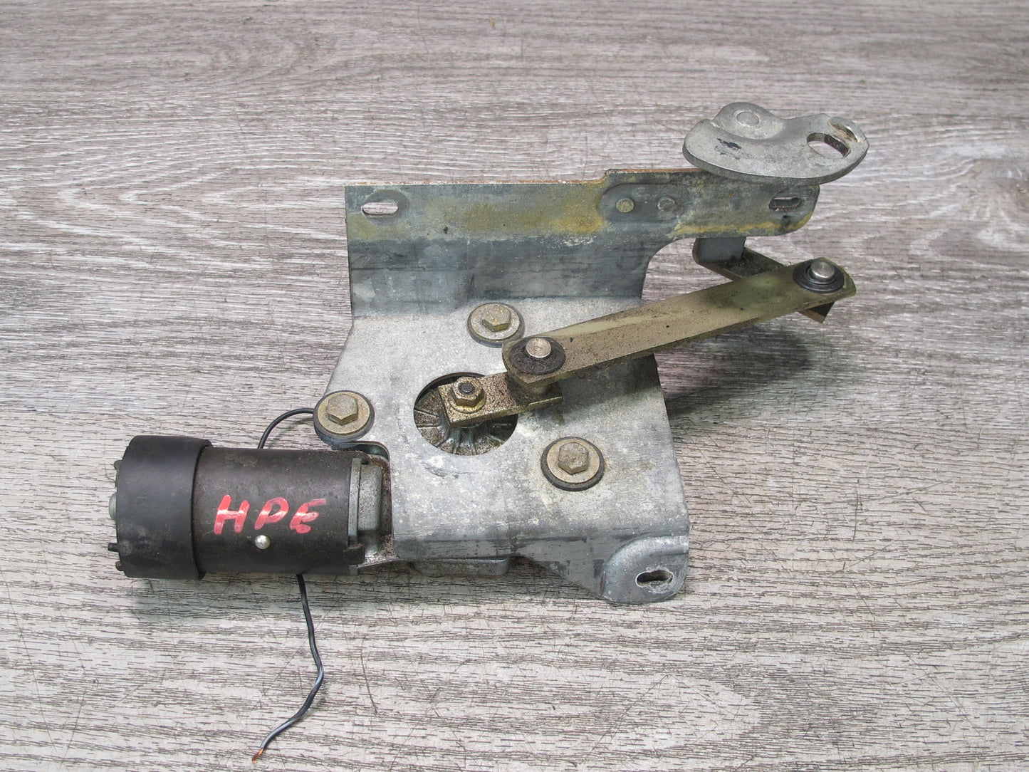 1984-1995 Porsche 928 S Rear Hatch Trunk Tailgate Wiper Motor Assembly