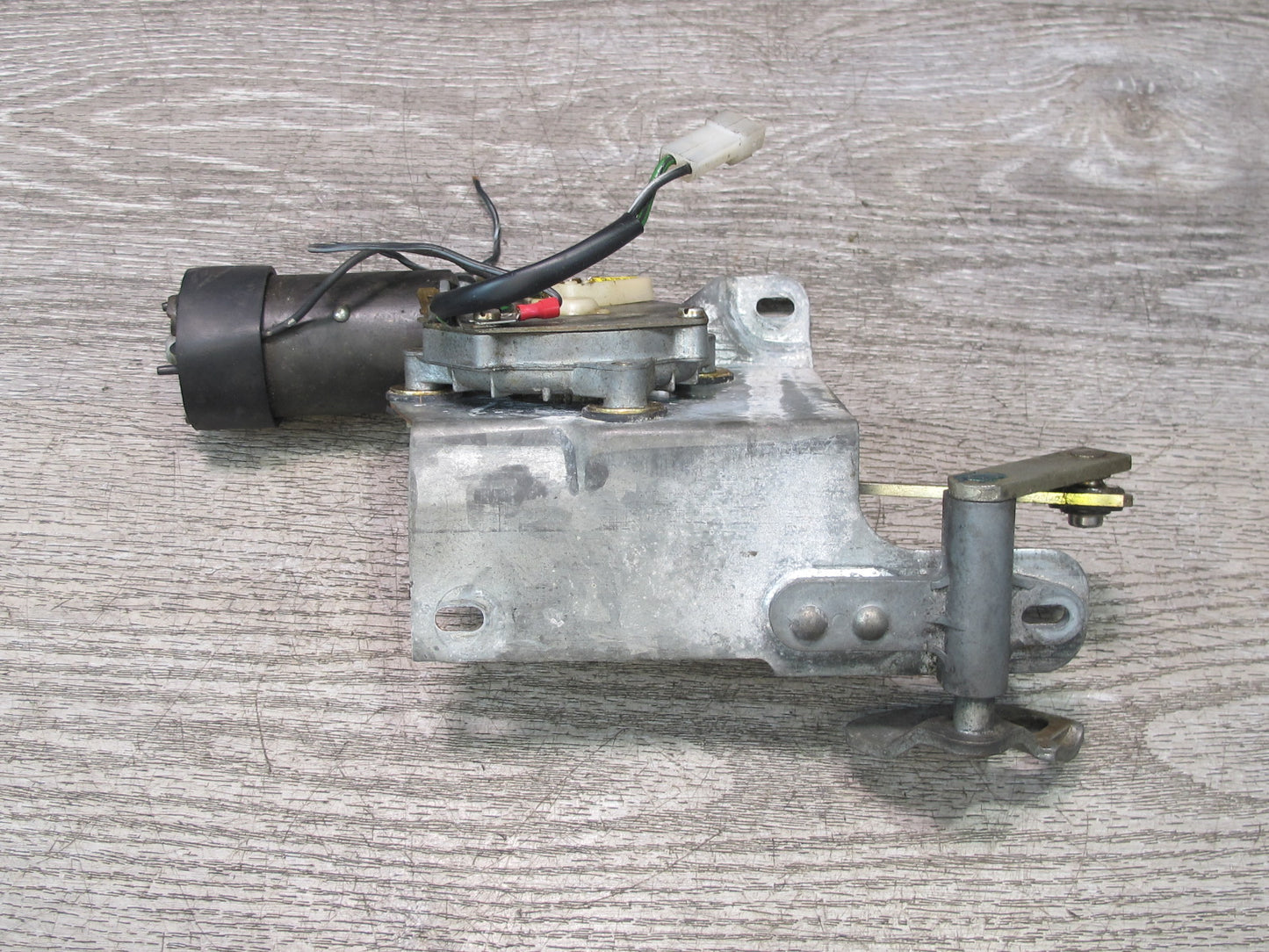 1984-1995 Porsche 928 S Rear Hatch Trunk Tailgate Wiper Motor Assembly