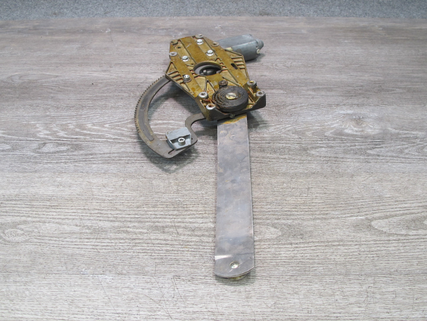 1984-1995 Porsche 928 S Front Right Pass Side Door Window Regulator w Motor