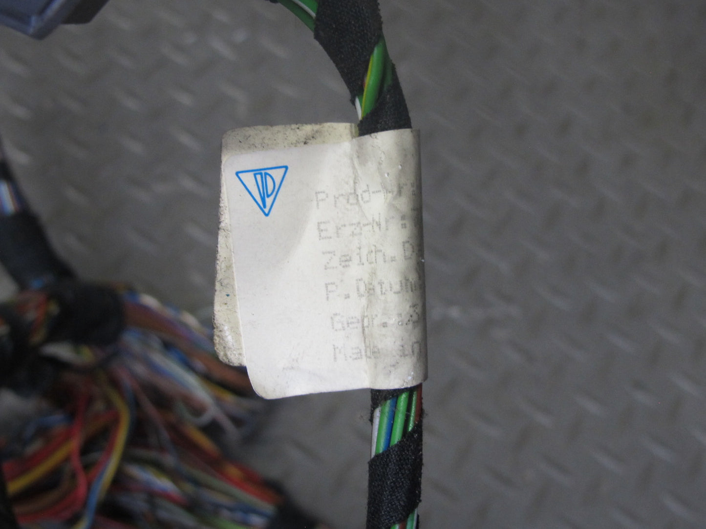 2002 Porsche 911 996 3.6L M96.03 M/T Engine Motor Wire Harness w Fuse Box