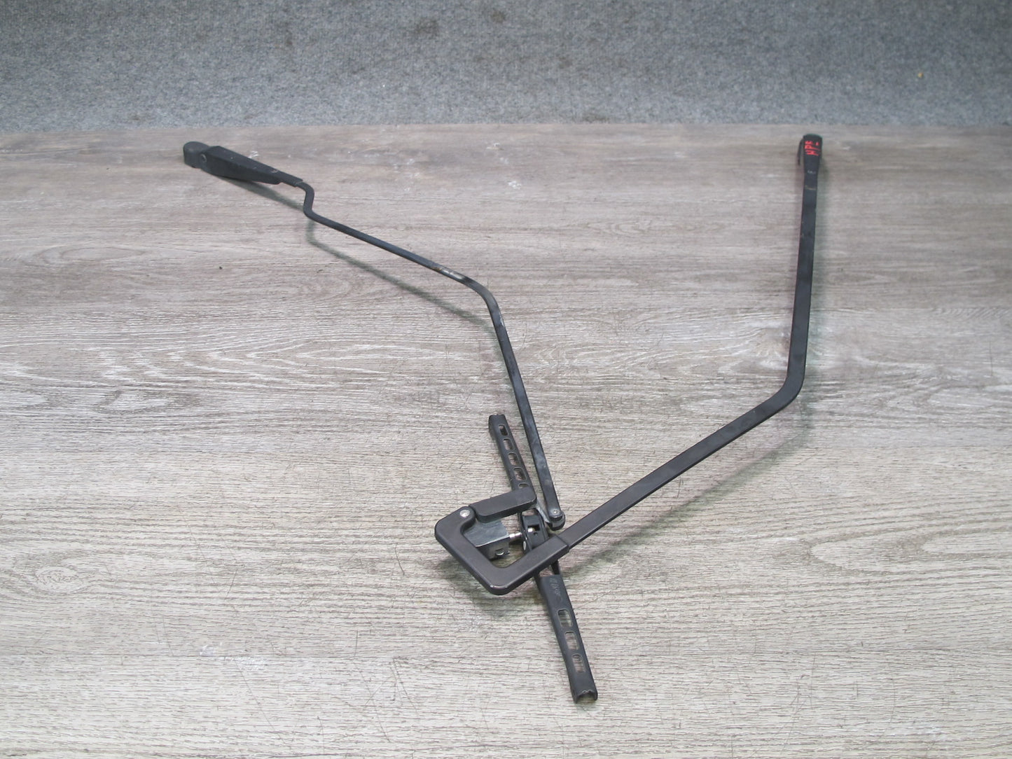 1983-1986 Porsche 928 S Set of 2 Rear Hatch Tailgate Trunk Wiper Arm
