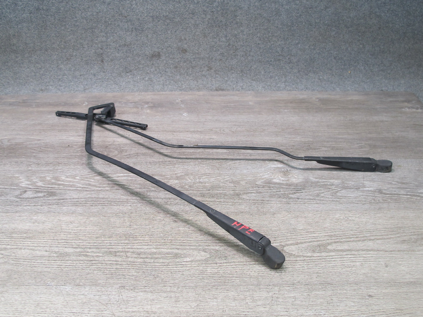 1983-1986 Porsche 928 S Set of 2 Rear Hatch Tailgate Trunk Wiper Arm