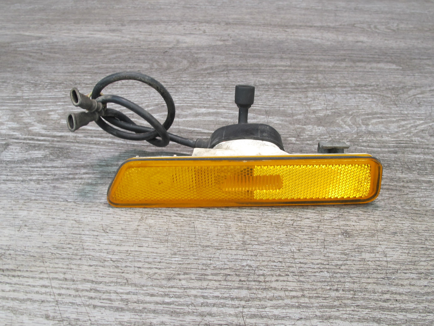 1984-1986 Porsche 928 S Set of 2 Front Left & Right Side Marker Light Lamp