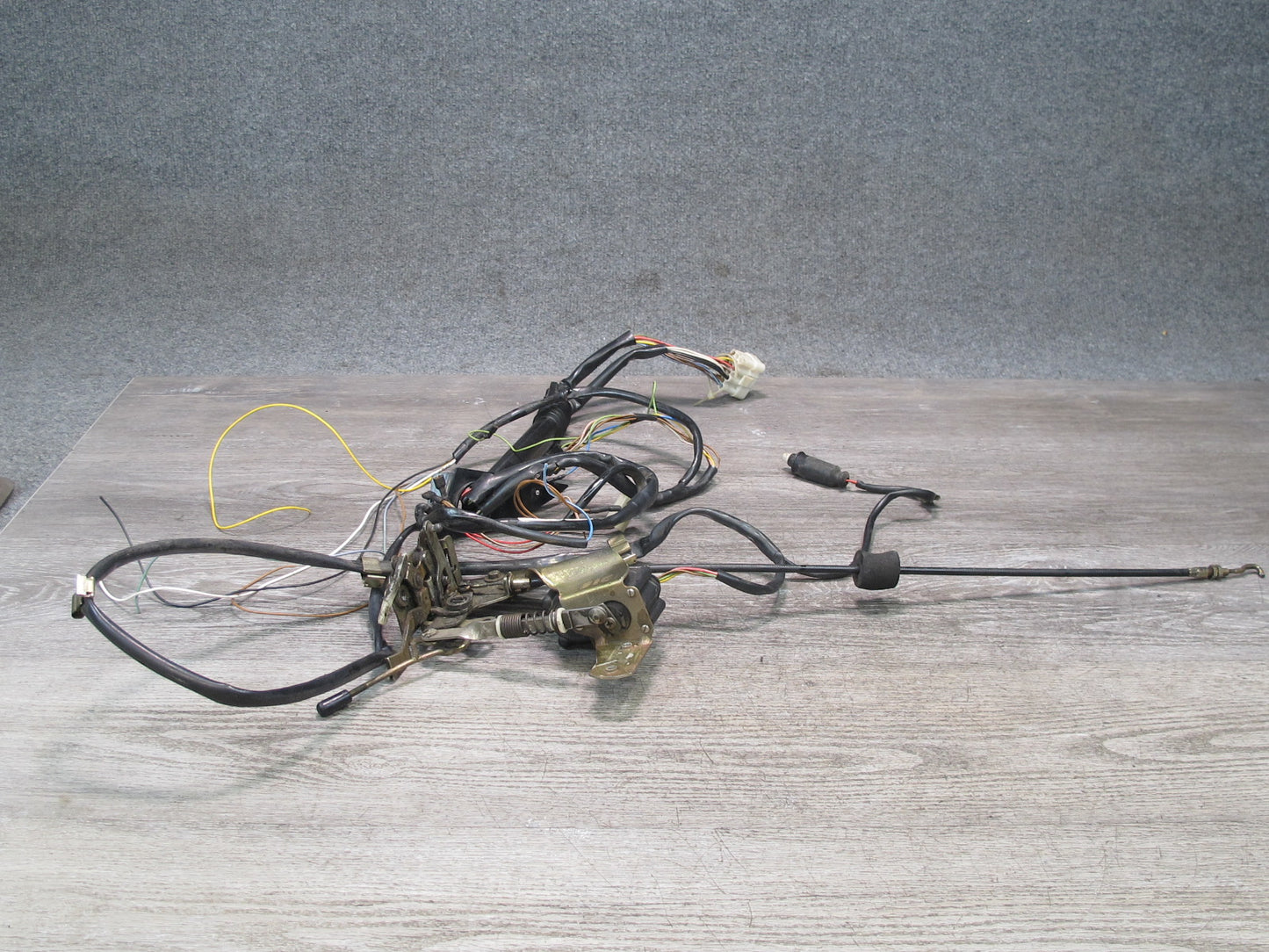 1983-1986 Porsche 928 S Left Driver Door Lock Actuator Wiring Harness Assembly