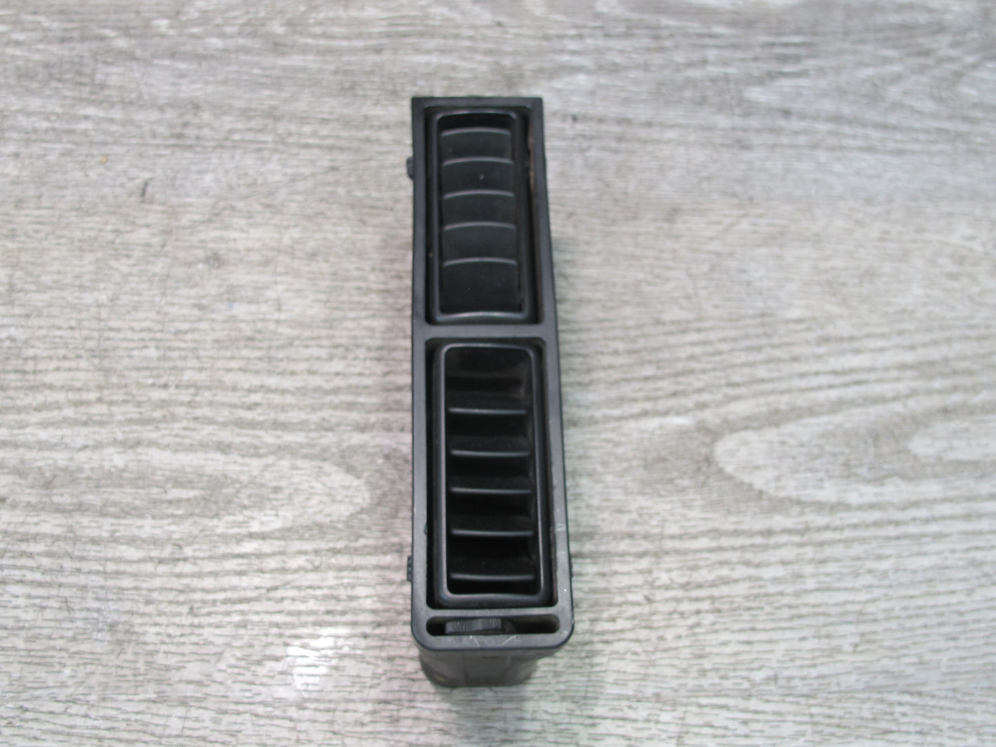 1984-1986 Porsche 928 S Center Console Left Right Door Air Vent Grille Set of 3