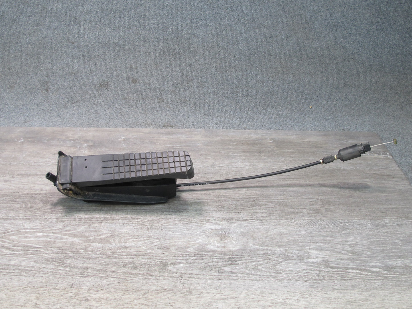2002 Porsche 911 996 M/T Gas Acceleration Position Module Brake Clutch Pedal Set
