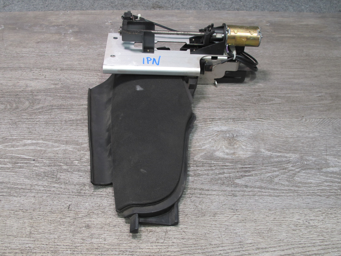 1999-2005 Porsche 911 996 Convertible TOP Roof Lateral Flap Motor Set